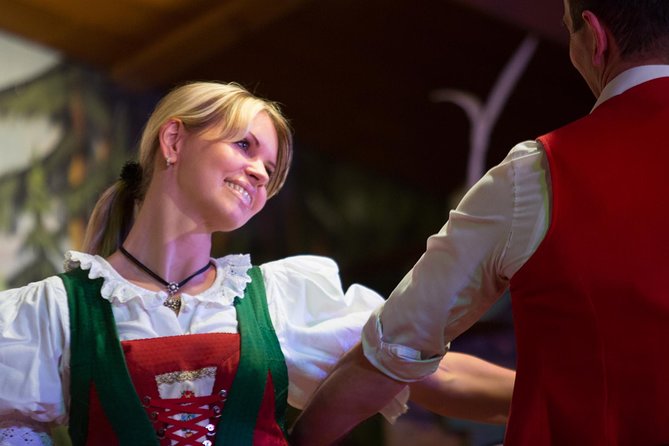 Tyrolean Folk Show Ticket in Innsbruck - Dining Options and Meal Inclusions