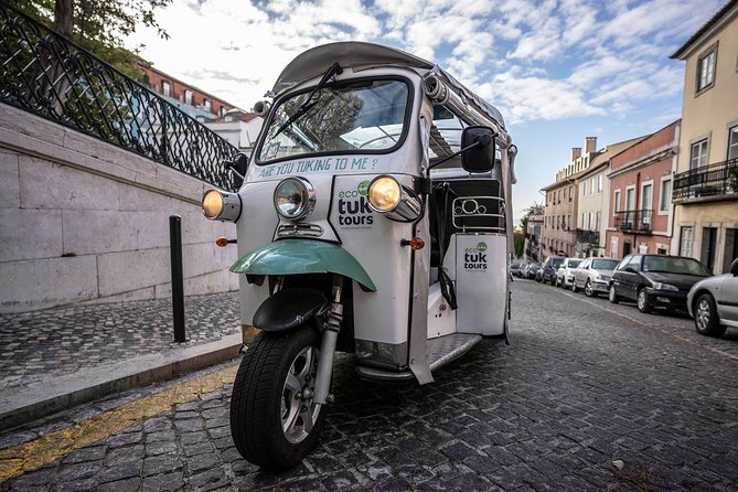 1.5-Hour Private Tuk Tuk Tour of Lisbon Old Town and City Center - Elevated City Views