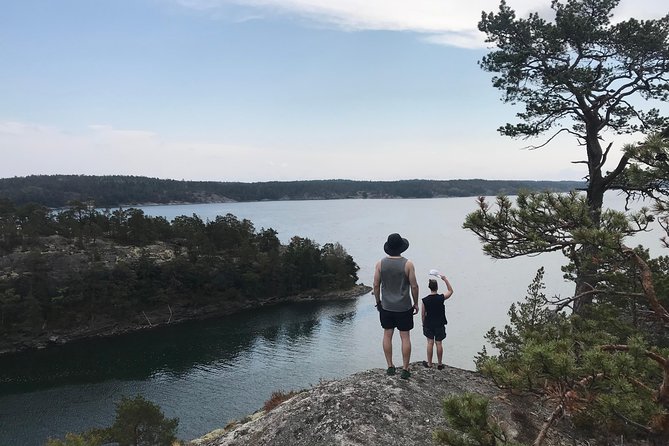 1-Day Small-Group Stockholm Archipelago Kayak Tour - Kayaking Experience