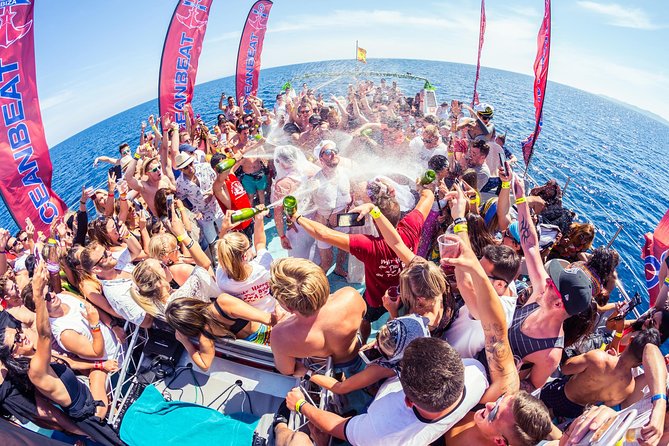All-Inclusive Boat Party With Clubs Admission Included - Accessibility and Age Restrictions
