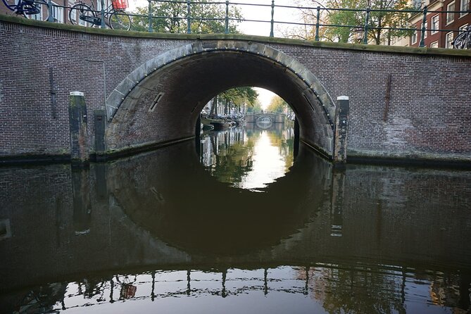 Amsterdam Morning Canal Cruise With Coffee and Tea - Meeting Point and Practical Information