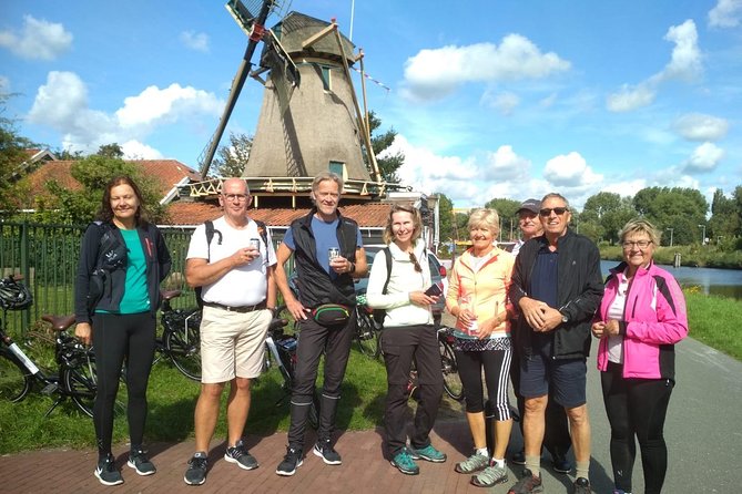 Amsterdams Countryside Half-Day Bike Tour in Small Group - Midway Stop at Holysloot