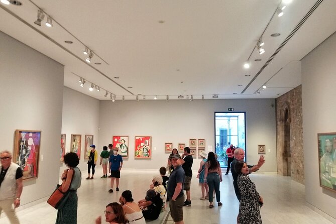 Barcelona Picasso Walking Tour With Skip-The-Line Museum Entry - Meeting and Pickup Details