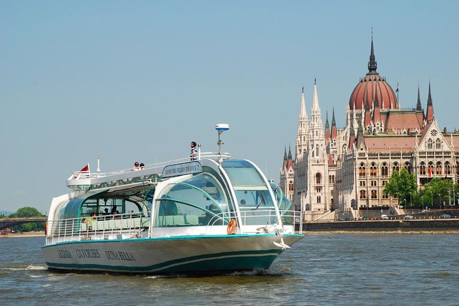 Budapest Danube Sightseeing Cruise With Drink and Audio Guide - Accessibility and Additional Information