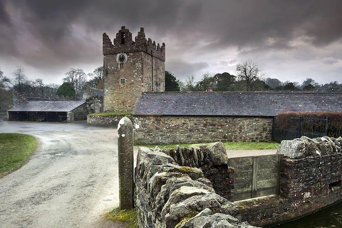 Game of Thrones - Winterfell Trek From Dublin - Tour Guides and Cast Involvement