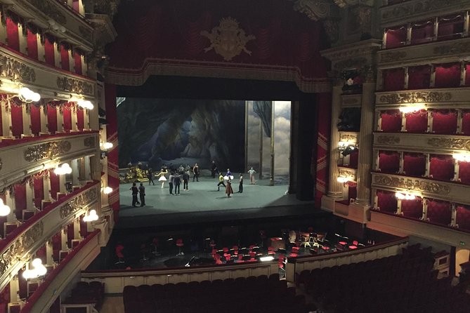 La Scala Theatre and Museum Guided Experience - Tour Duration and Group Size