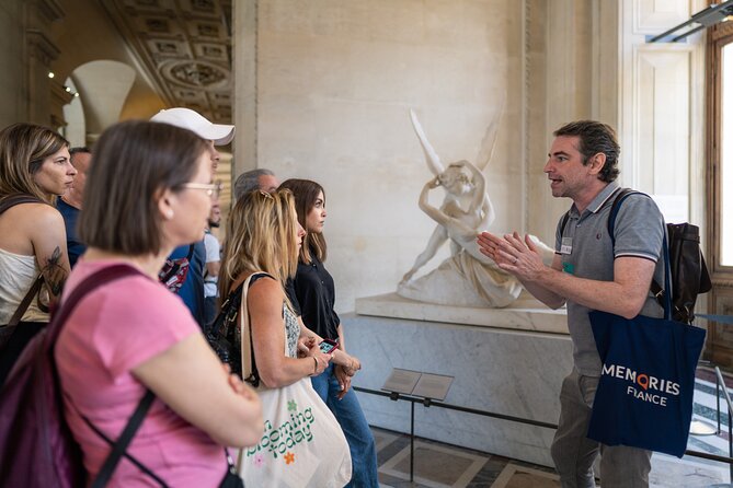 Louvre Museum Skip the Line Must-Sees Guided Tour - Exploring the Louvres Masterpieces