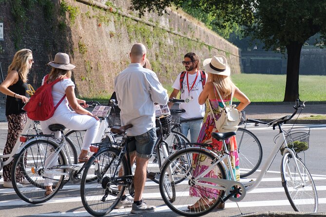 Lucca Bikes and Bites With Food Tastings for Small Groups or Private - Biking Through Lucca