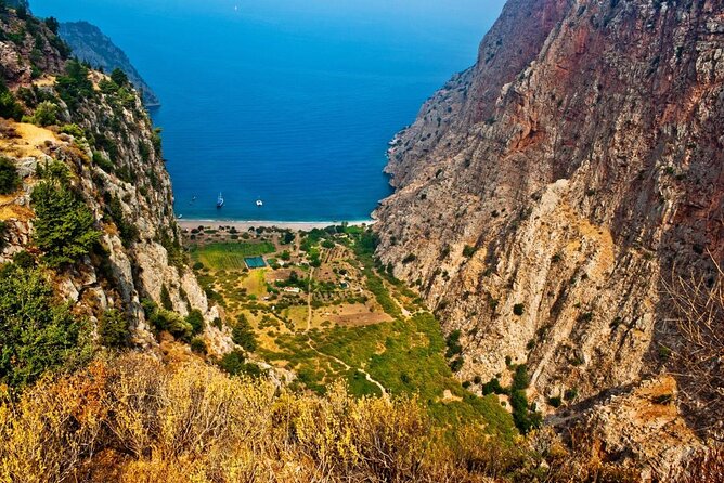 Oludeniz Paragliding Fethiye Turkey, Additional Features - Celebrations in the Air