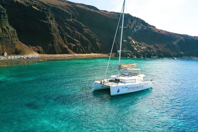 Private Sailing Catamaran in Santorini With BBQ Meal and Drinks - Alcoholic and Non-Alcoholic Beverages