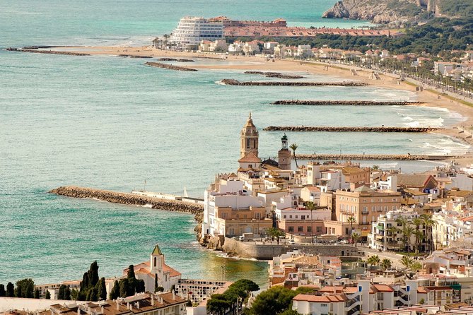 Tarragona and Sitges Tour With Small Group and Hotel Pick up - Ancient Roman Ruins in Tarragona