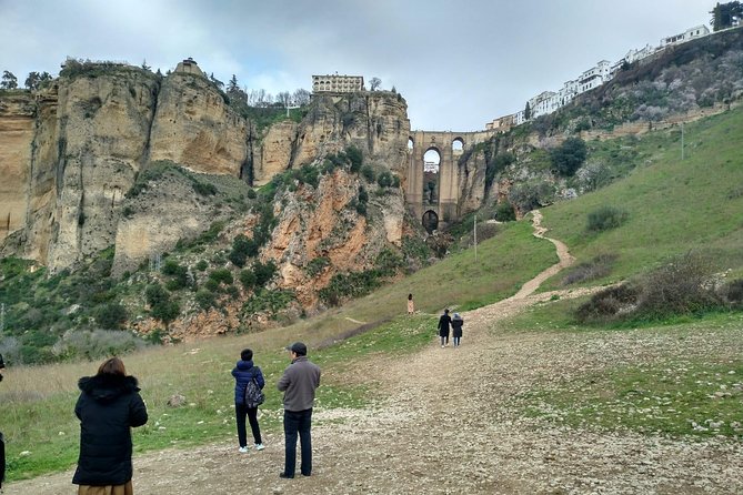 White Villages and Ronda Day Tour From Seville - The Famous New Bridge