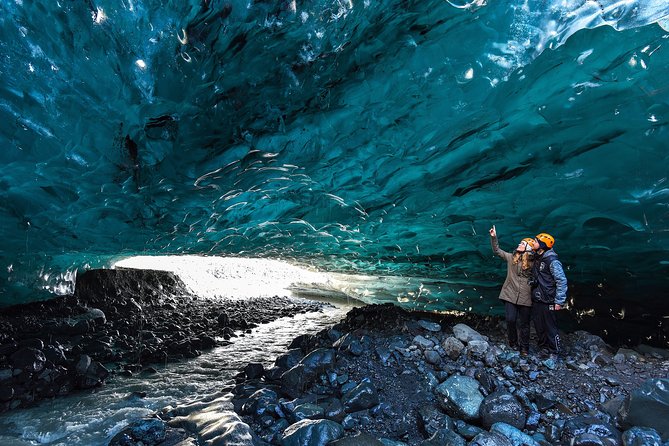 3-Day Ice Cave, South Coast, Golden Circle and Northern Lights - Glacier Hike and Ice Cave