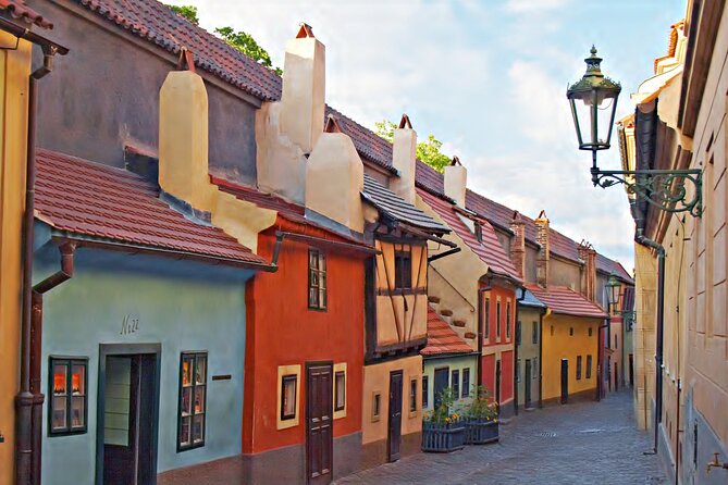 Best of Prague Walking Tour and Cruise With Authentic Czech Lunch - Cancellation Policy