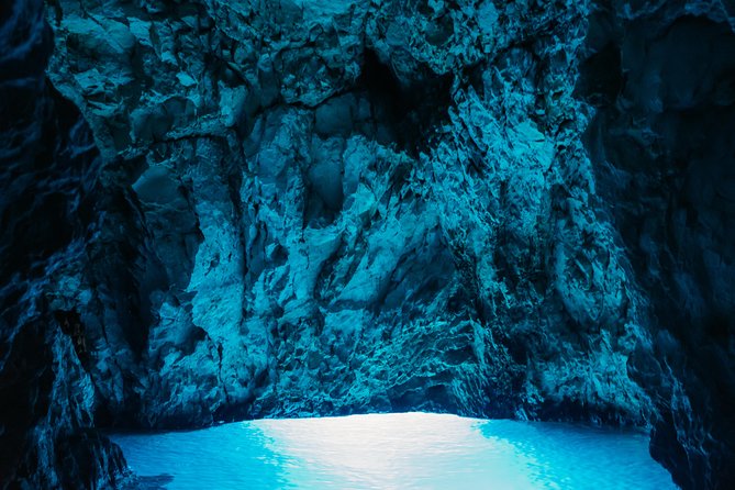 Blue Cave Small-Group Boat Tour From Dubrovnik - Medical Conditions