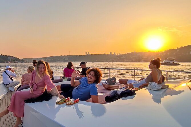 Bosphorus Sunset Sightseeing Yacht Cruise With Refreshments - Highlights of the Experience