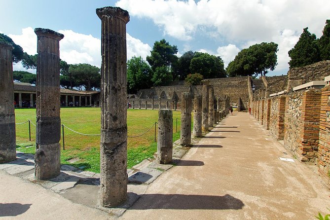 Complete Pompeii Skip the Line Tour With Archaeologist Guide - UNESCO World Heritage Site
