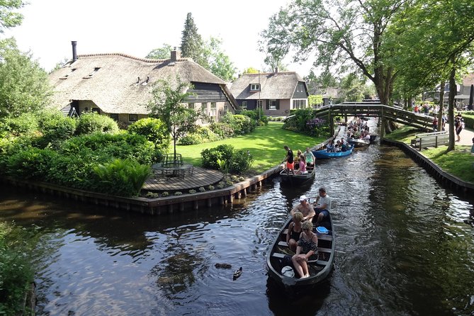Giethoorn Day Trip From Amsterdam With 1-Hour Boat Tour - Booking and Cancellation Policy