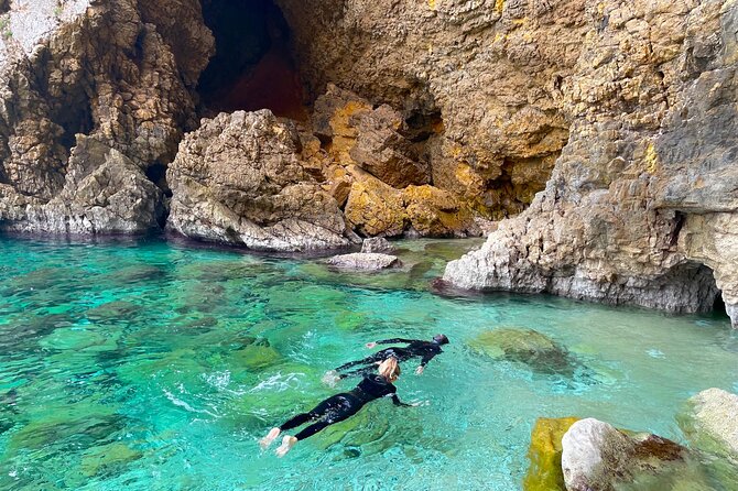 Kayak Paradise: Cala Portixol Snorkel, Cave & Cliff Jumping Tour - Group Size