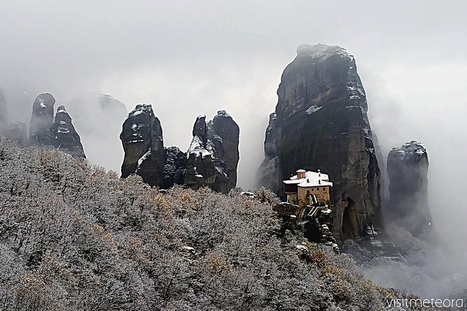 Meteora Monasteries Half-Day Small Group Tour With Transport - Tour Highlights