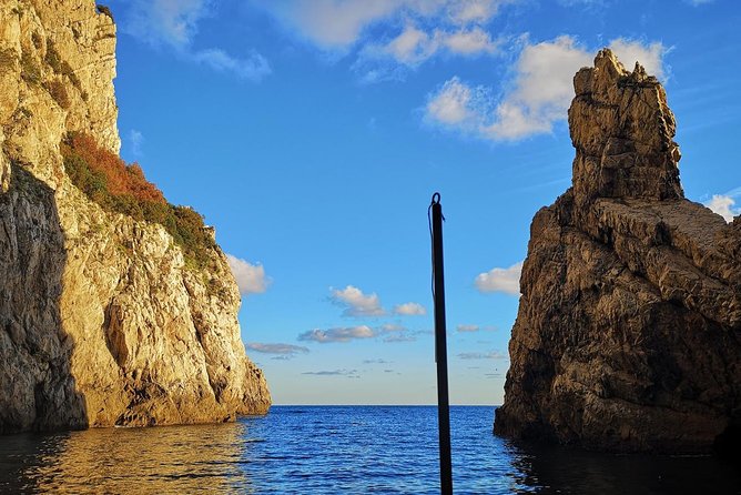 Private Island of Capri by Boat - Boat Cruise Experience