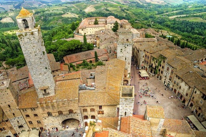 Private Tour in Siena, San Gimignano and Chianti Day Trip From Florence - Luxurious and Comfortable Transportation