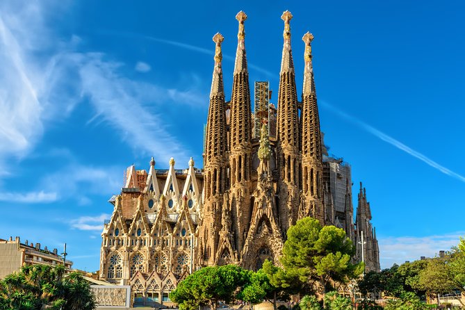 Sagrada Familia & Barcelona Small Group Tour With Hotel Pick-Up - Reviews and Ratings