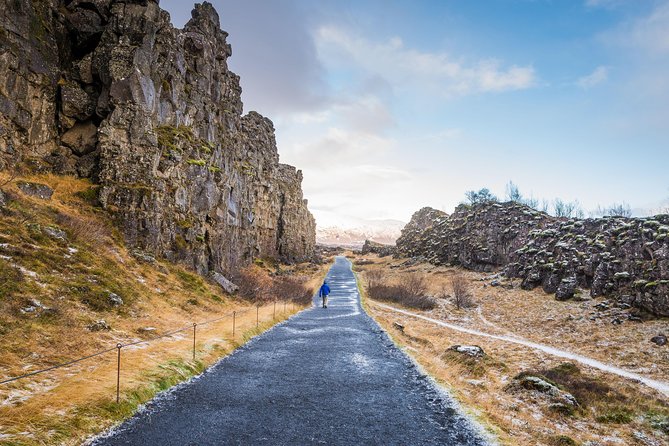 The Golden Circle Direct Guided Bus Tour From Reykjavik - Comfortable Panoramic Views