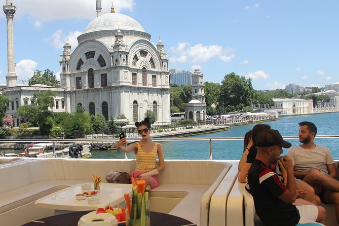 Bosphorus Lunch Cruise Opportunity to Swim in Black Sea in Summer - Included Amenities