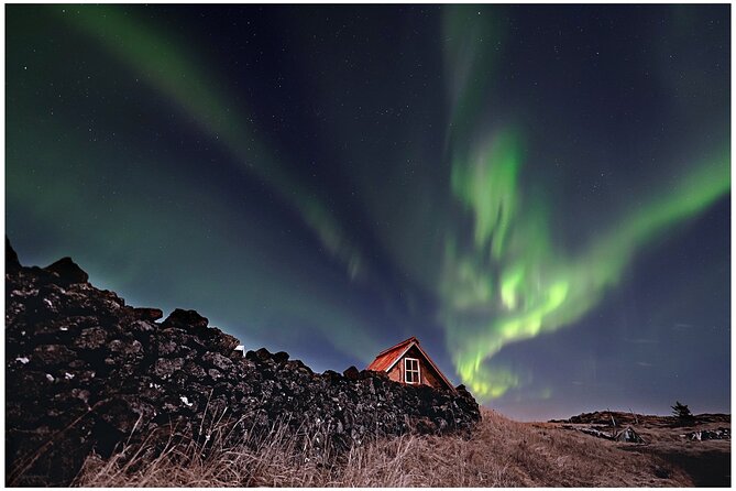 Enchanted Northern Lights: Hot Chocolate & Photos - Small Group! - Tour Overview
