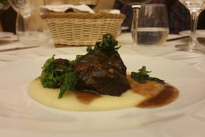 Rome: Wine & Food Paring Dinner With Sommelier Near the Pantheon - Cancellation Policy