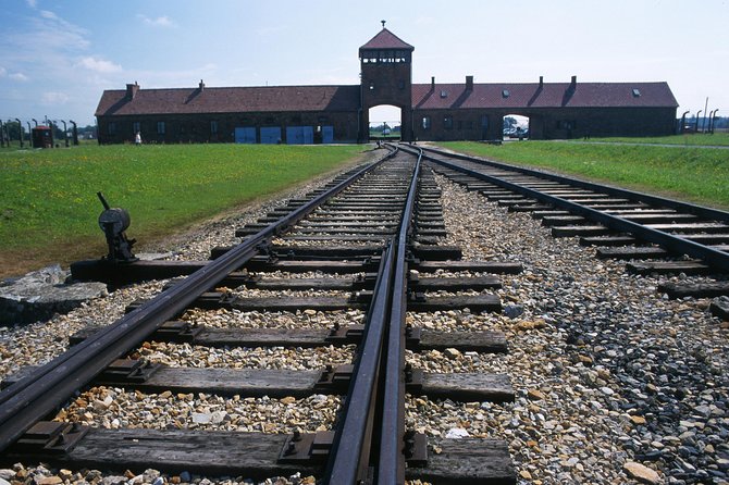 Auschwitz-Birkenau Museum and Memorial Guided Tour From Krakow - Just The Basics