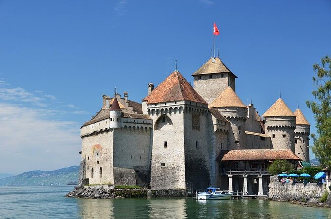 Chillon Castle Entrance Ticket in Montreux - Key Points