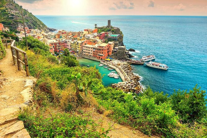 Cinque Terre Sunset Boat Tour Experience - Key Points