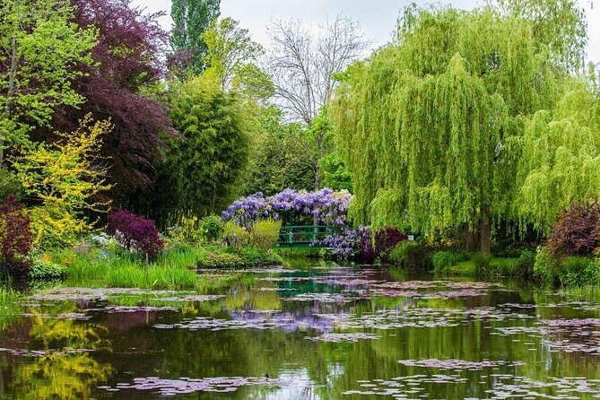 Giverny Monets House and Gardens Small-Group Tour Hotel Pick-up - Key Points