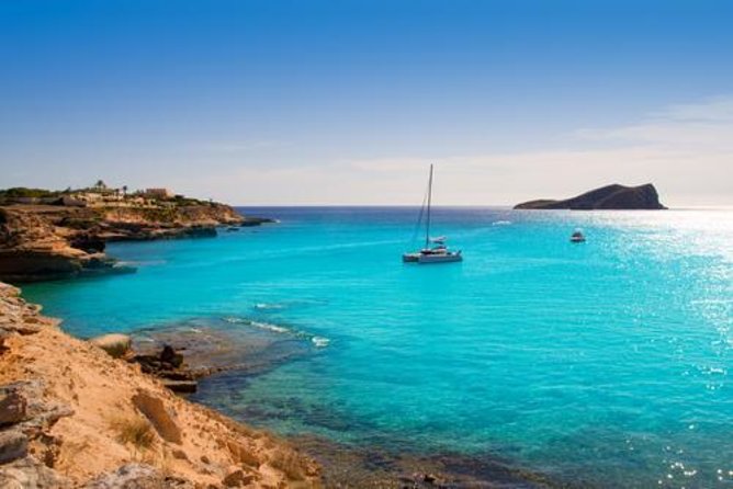 Ibiza Beach Hopping Cruise With Paddleboards, Drinks and Food. 6h - Just The Basics