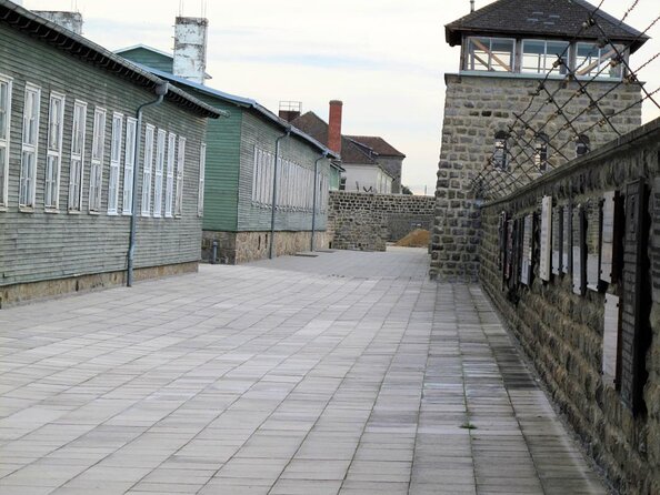 Mauthausen Concentration Camp Day Trip From Vienna - Key Points