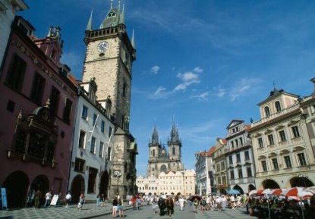 Prague Old Town New Town and Jewish Quarter Morning Tour - Key Points