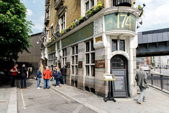 Small-Group Tour: Historical Pub Walking Tour of London - Taste Different Brews on Tour