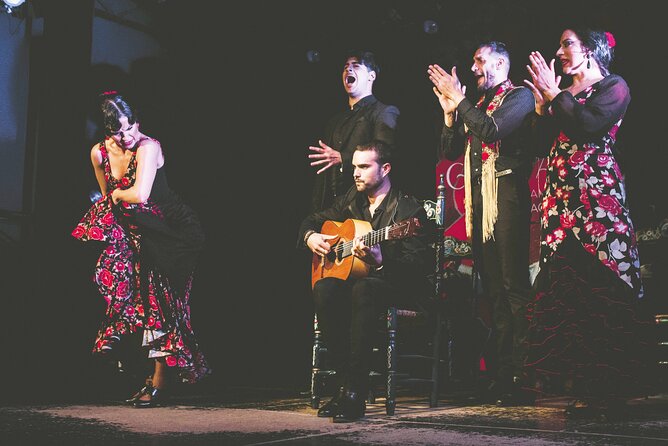 Traditional Flamenco Show at Tablao Casa Ana - Key Points