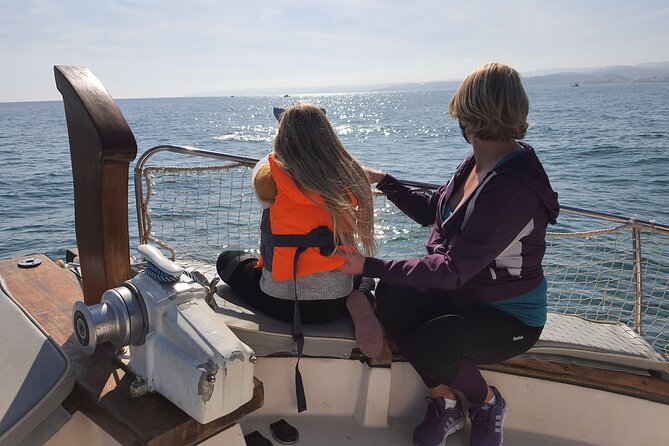 2 H Estepona Bay Tour Vessel And Sailing Experience