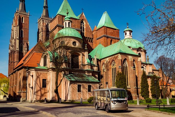 2 Hours Private Electric Car Tour With A Guide, Wroclaw Overview Of The Tour