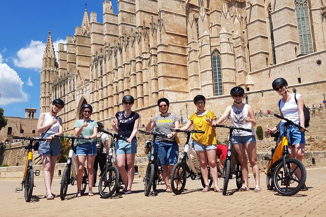 2 Hours Sightseeing E-Bike Tour in Palma De Mallorca - Meeting and Pickup Details