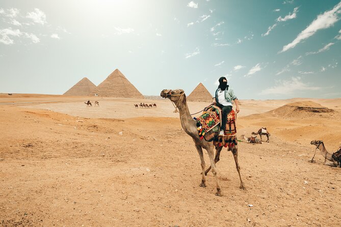 8 Hour Tour Giza Pyramids, Egyptian Museum And Cairo Bazaar Inclusions