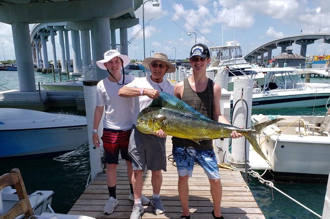 8 Hours 38ft Reel Dreams Private Charter Nassau Fishing Opportunities