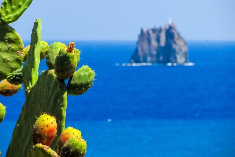 Aeolian Islands: 8 Day Excursion Tour And Hotel Accomodation Tour Overview