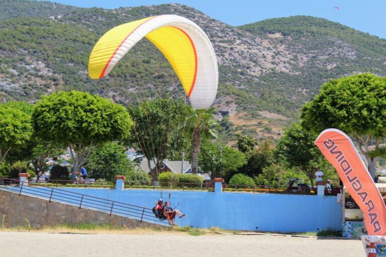 Alanya: Tandem Paragliding Experience Over Cleopatra Beach