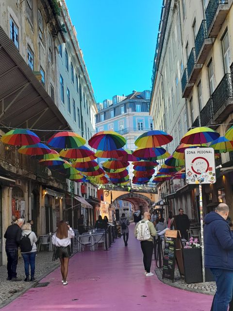 Alfama Tour : Lisbon Old Town Sightseeing With Tuk Tuk - Tour Overview and Details