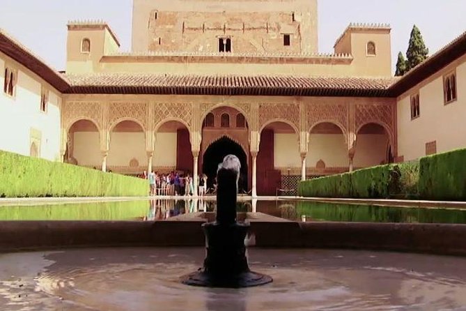 Alhambra Palace And Albaicin Tour With Skip The Line Tickets From Seville Tour Overview