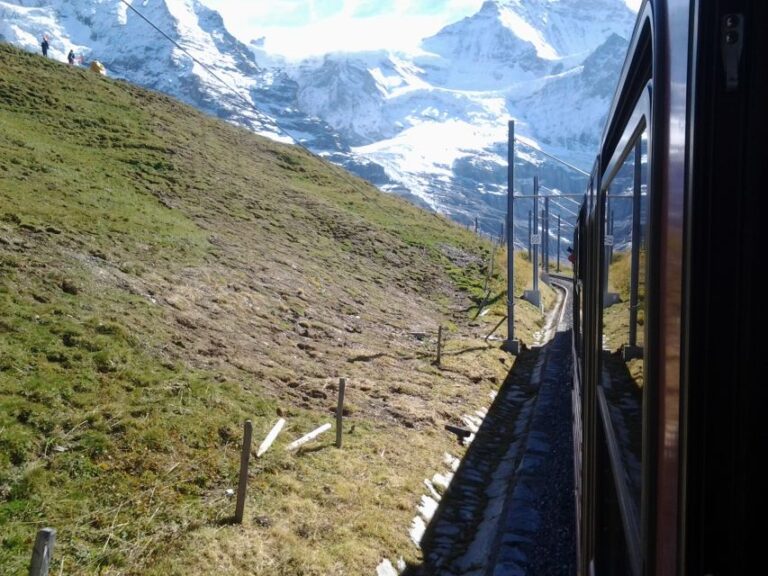 Alpine Majesty: Bern to Jungfraujoch Exclusive Private Tour